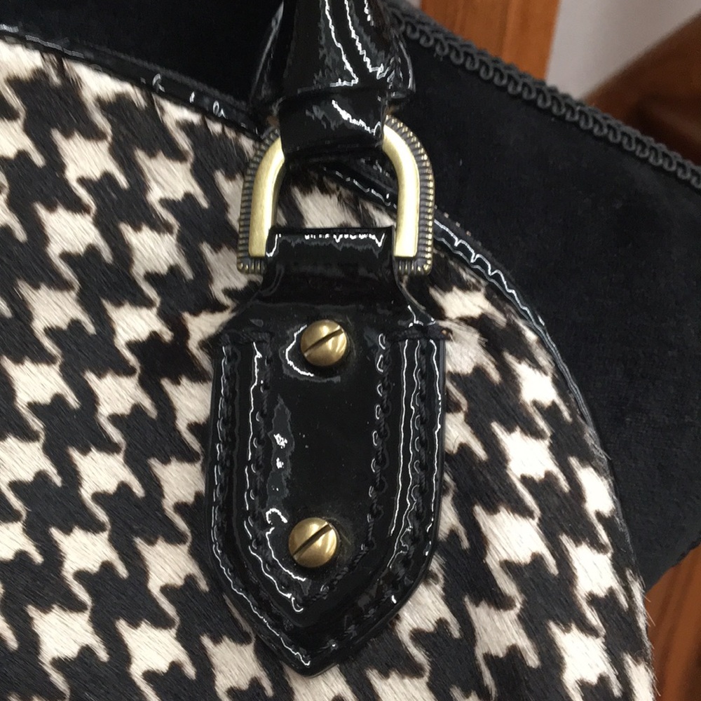 Cole Haan Houndstooth Patent Leather Bag & Wallet - Picture 3 of 13